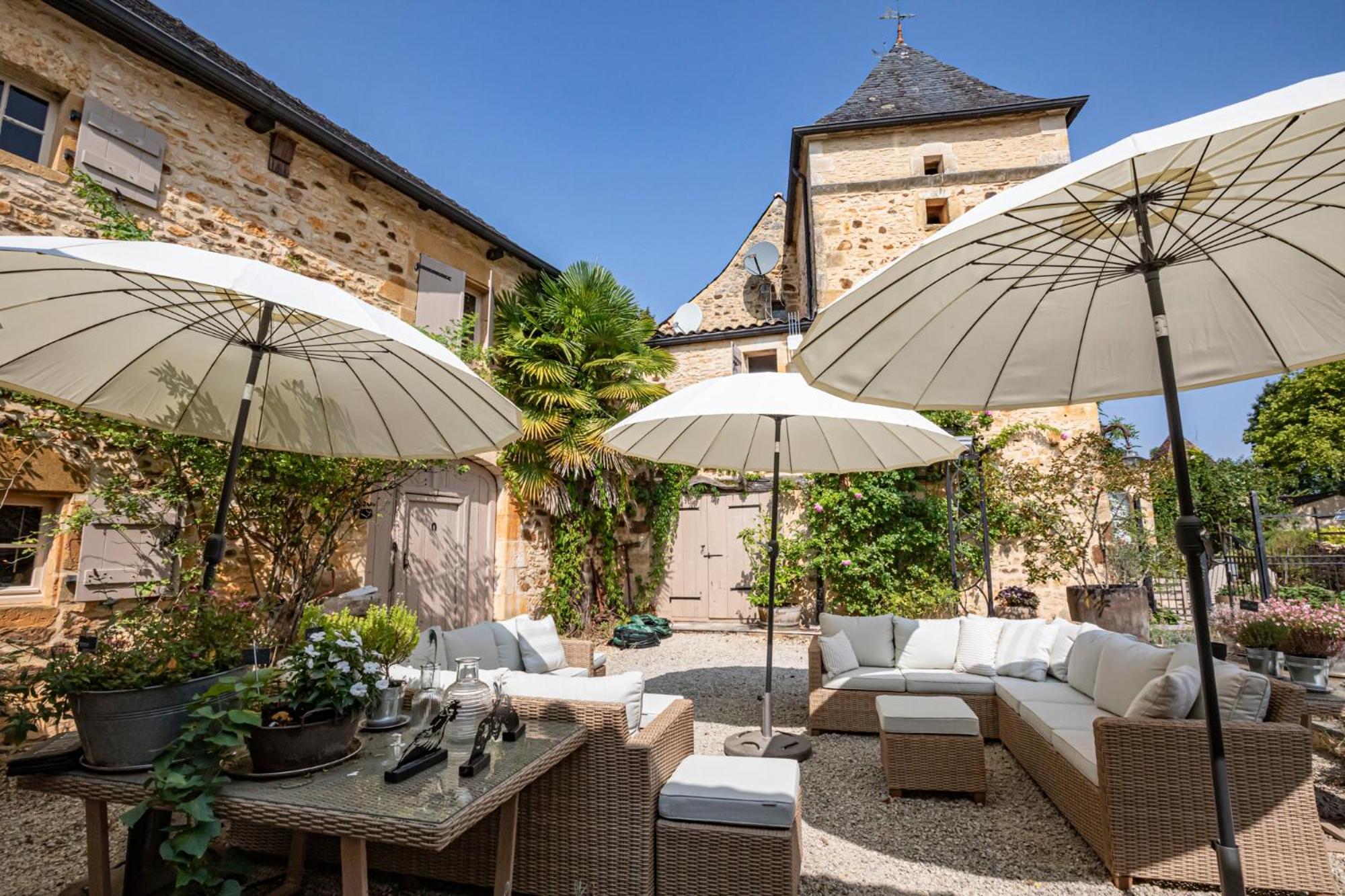Les Bernardies Simeyrols Exterior foto